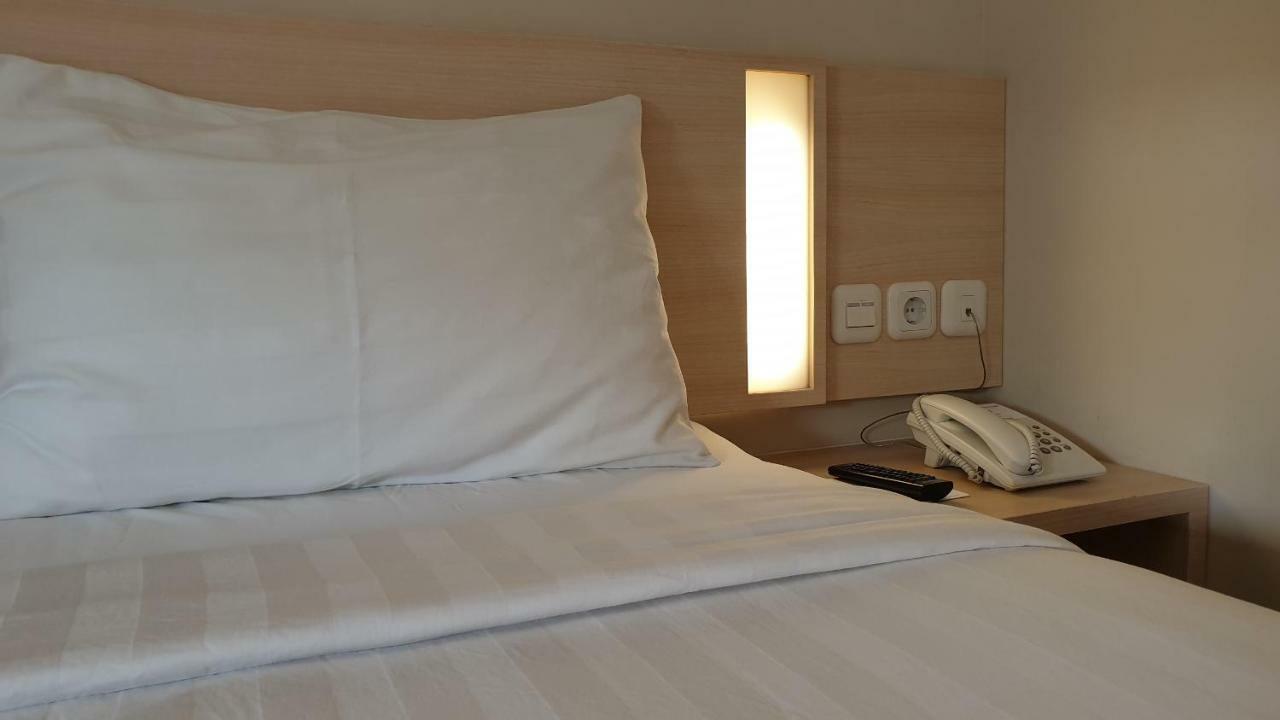 Hotel Biz 3*